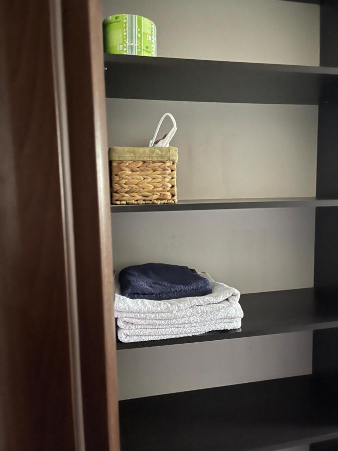 Vila Cu Trandafiri Cozy Apartments 2 Camere Bragadiru Luaran gambar