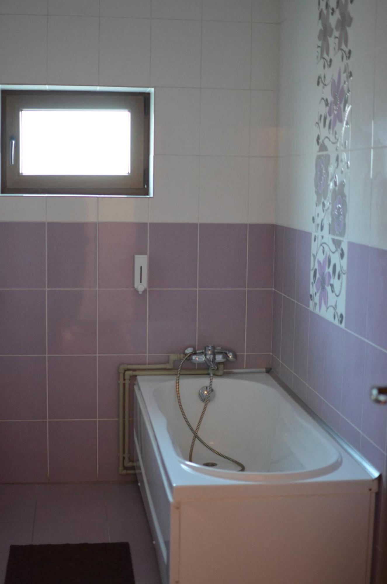 Vila Cu Trandafiri Cozy Apartments 2 Camere Bragadiru Luaran gambar