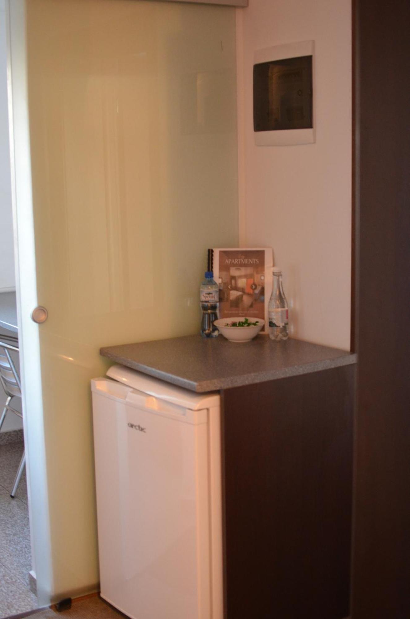 Vila Cu Trandafiri Cozy Apartments 2 Camere Bragadiru Luaran gambar